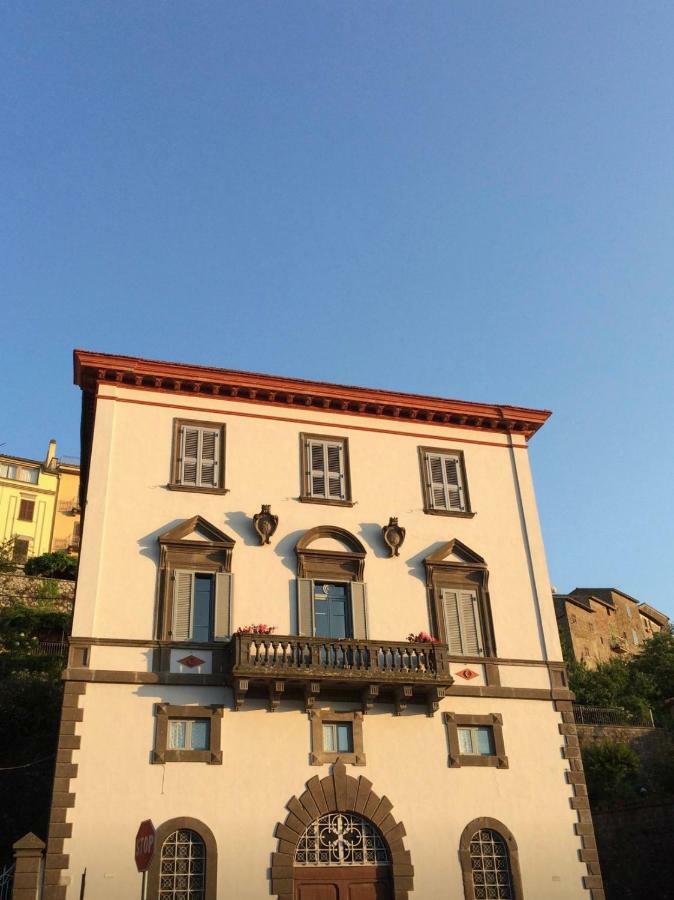 Palazzo storico signorile Appartamento Montefiascone Esterno foto